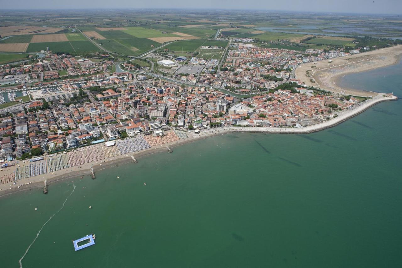 Penthouse Attico Mara Daire Caorle Dış mekan fotoğraf