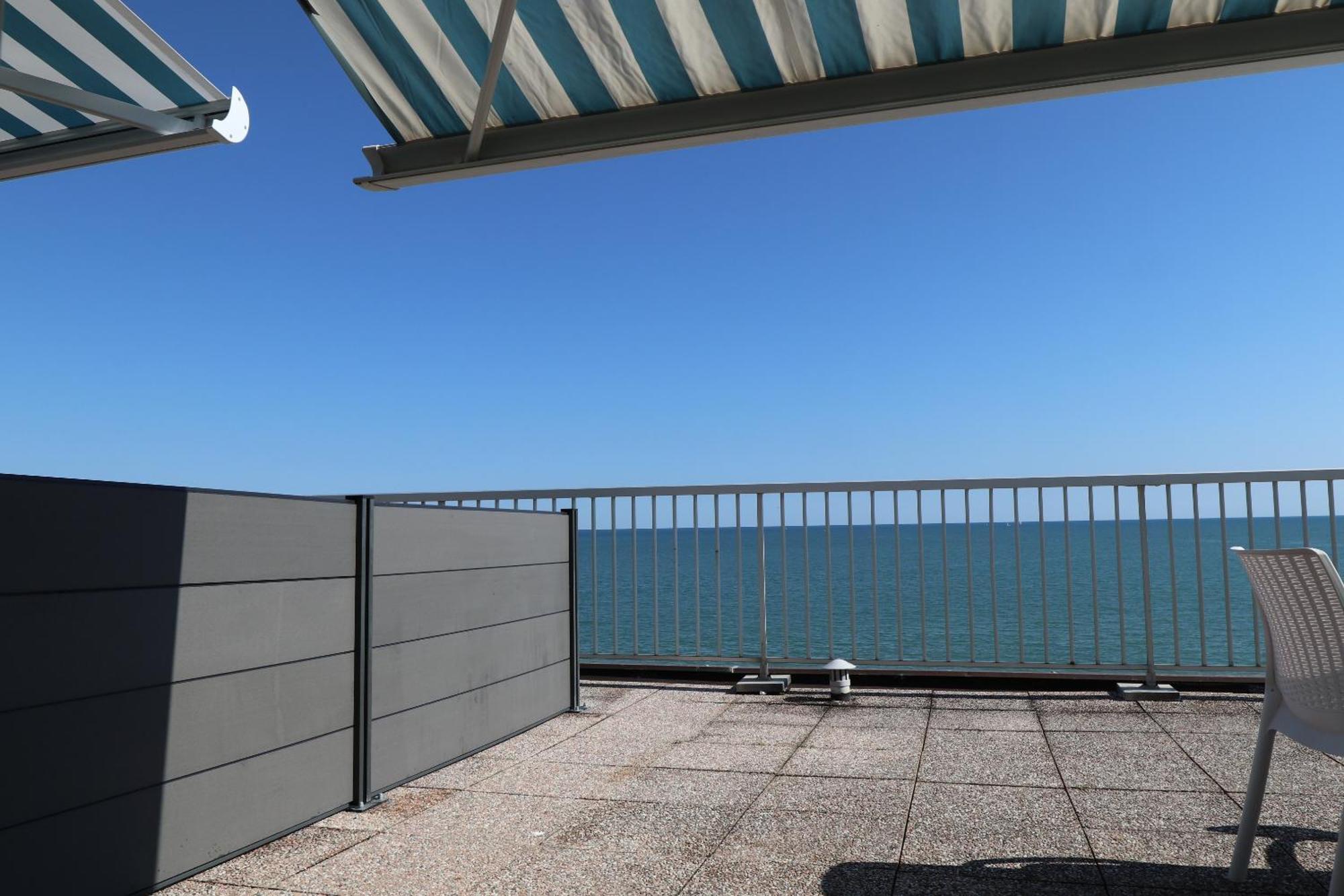 Penthouse Attico Mara Daire Caorle Dış mekan fotoğraf